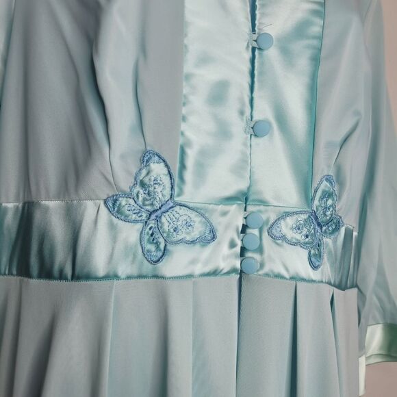 Vintage Sears light blue green button front butterfly embroidery sleep robe coat - Picture 3 of 6